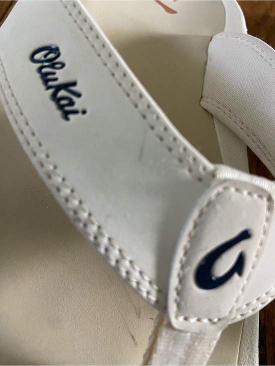 Olukai ohana mens White leather Navy Flip Flop Sandals 9 main image 5